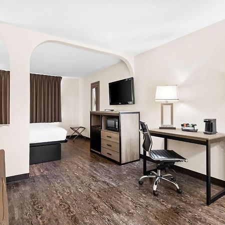 ชัวร์สเตย์ พลัส โฮเต็ล บาย เบสต์เวสเทิร์น แอลบูเคอร์คี มิดทาวน์ Hotel ภายนอก รูปภาพ