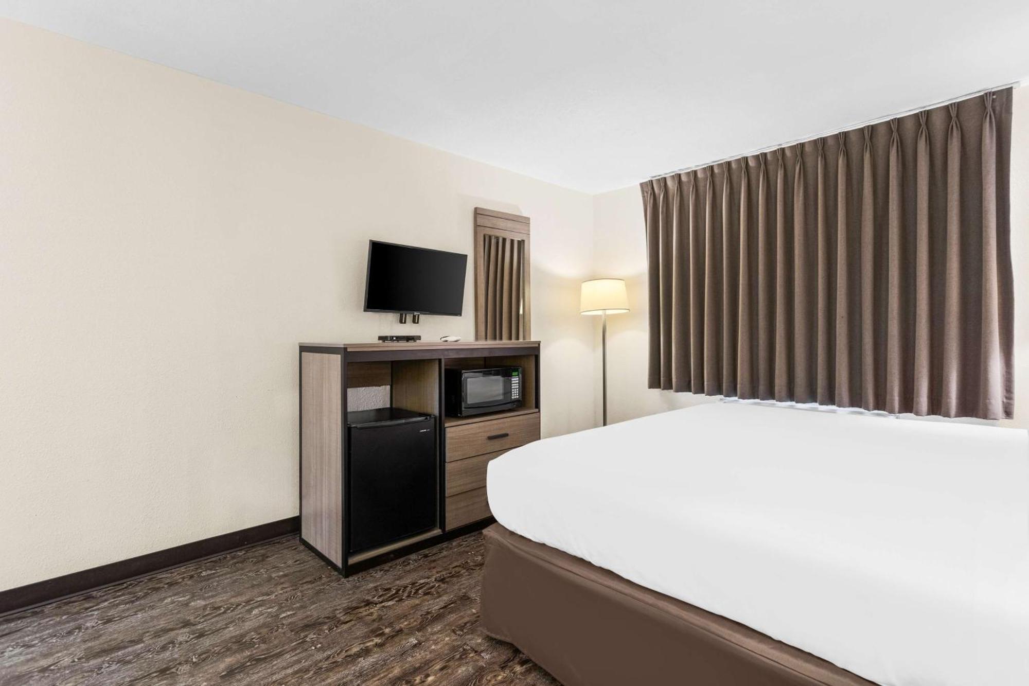 ชัวร์สเตย์ พลัส โฮเต็ล บาย เบสต์เวสเทิร์น แอลบูเคอร์คี มิดทาวน์ Hotel ภายนอก รูปภาพ